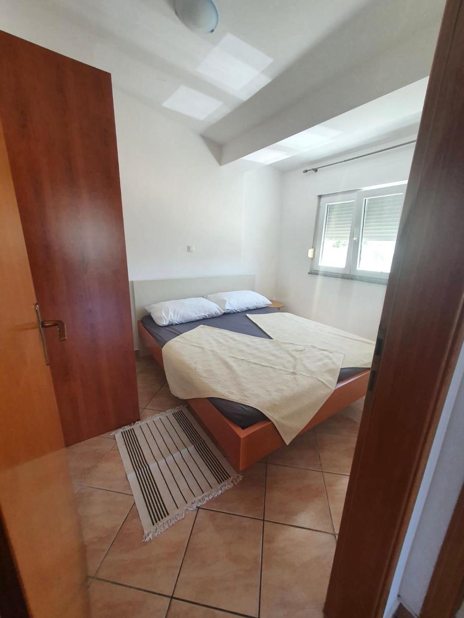 Apartments Buba Vir Bagian luar foto